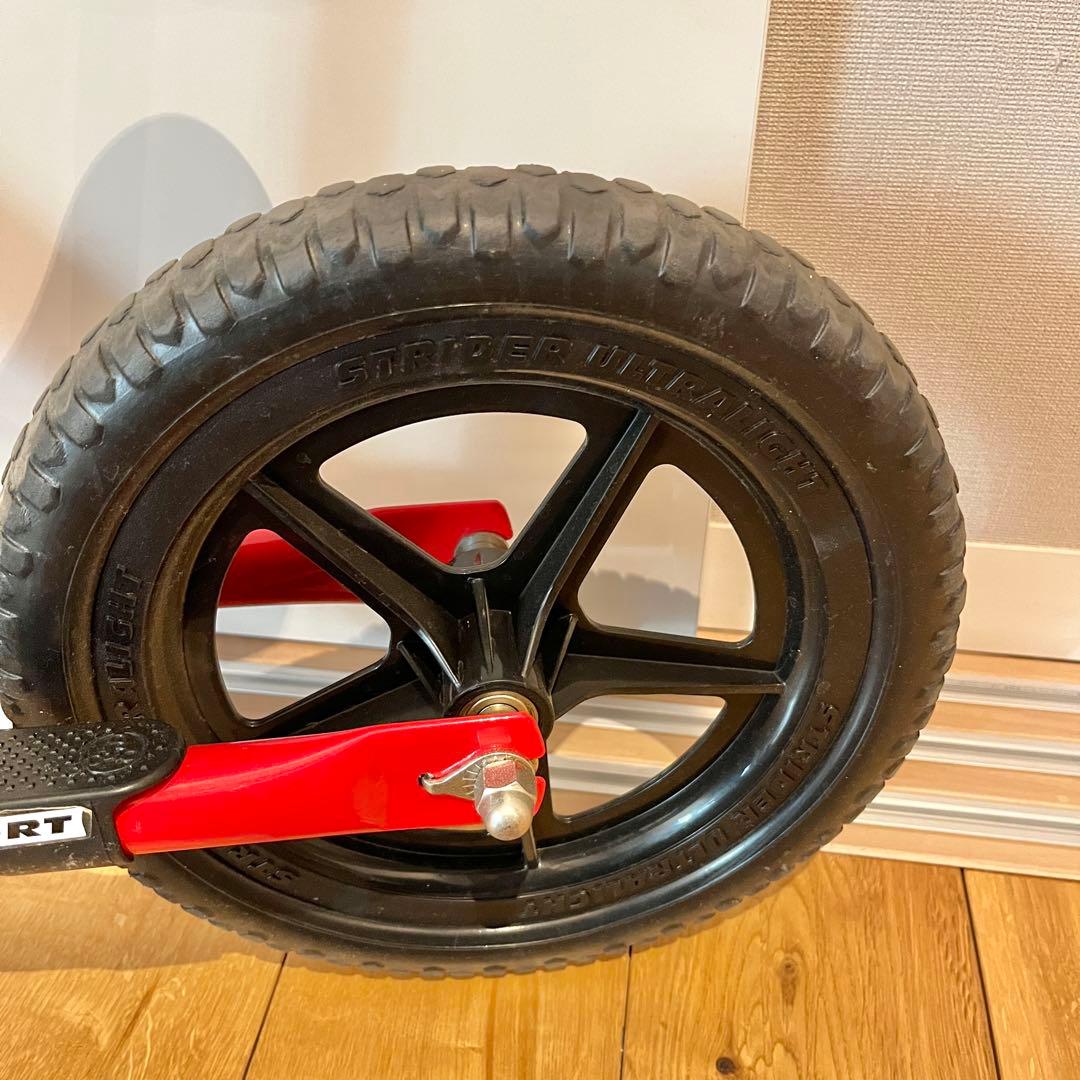 【美品】ストライダー　スポーツ　12インチ　レッド