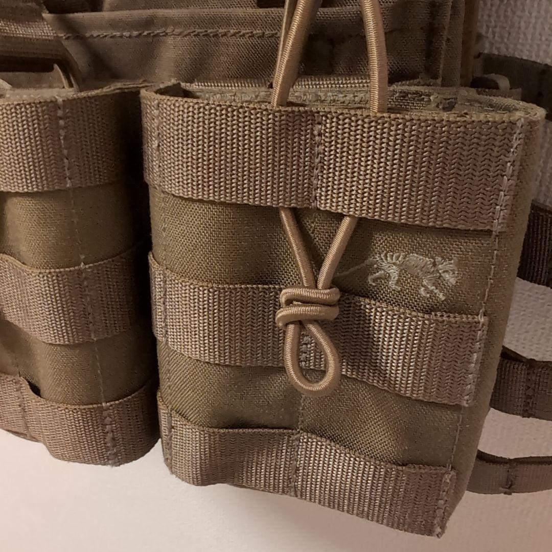 EmersonGear　プレートキャリア　タスマニアンタイガーマグポーチ