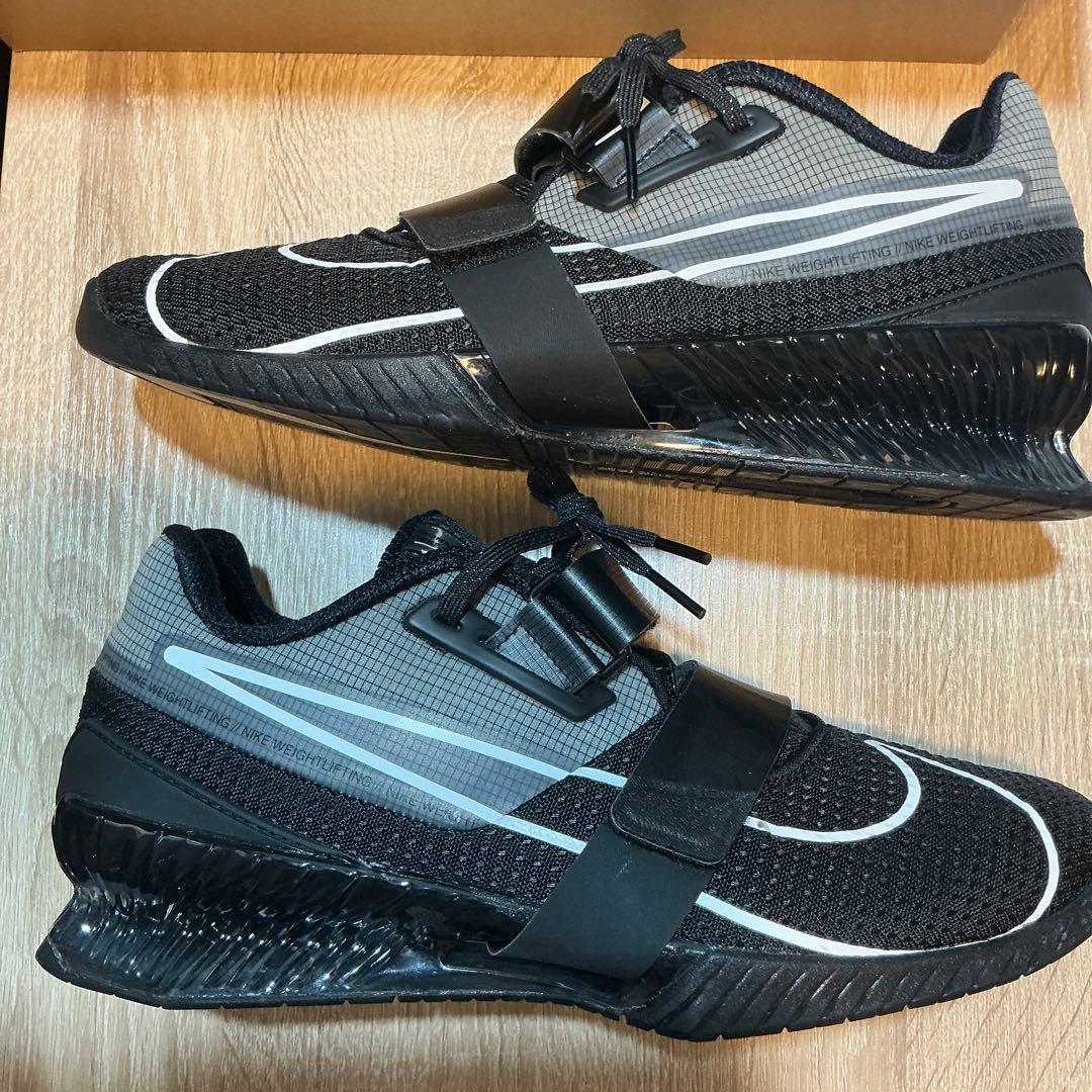 Nike ROMALEOS4 ウエイトリフティングシューズ（M10）