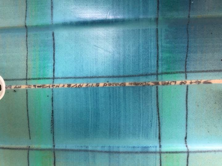 insaneサーフボード5'1 FCS K-3付