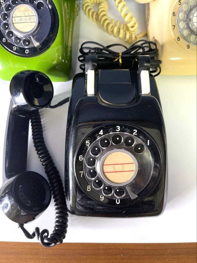 【昭和レトロ】実用品　★ダイヤル式電話 中古　ヴィンテージ（黒・緑・クリーム)