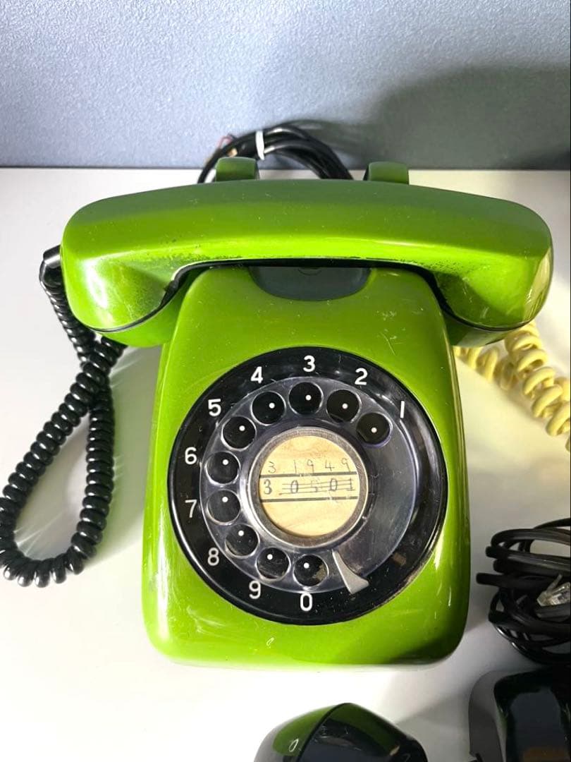 【昭和レトロ】実用品　★ダイヤル式電話 中古　ヴィンテージ（黒・緑・クリーム)