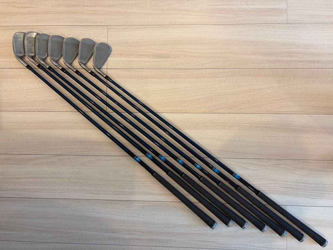 SIM2 max アイアン 7本セット　カーボンR