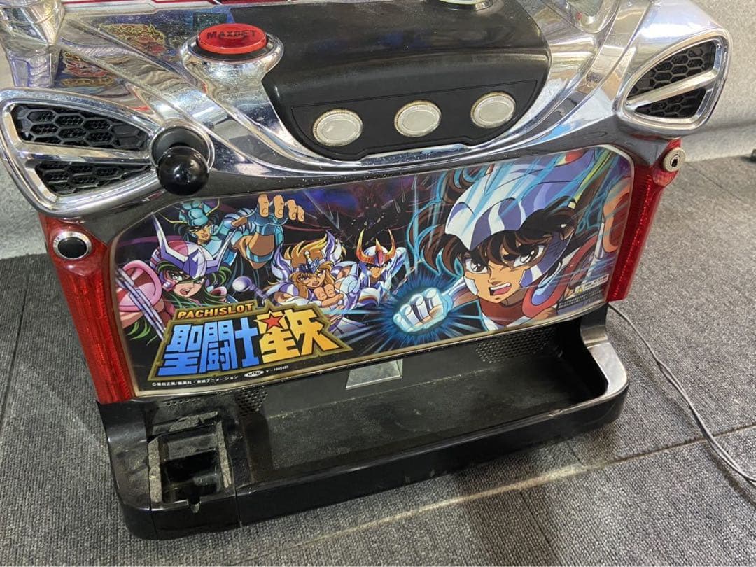 【送料込み！すぐに遊べる！】パチスロ実機初代 聖闘士星矢