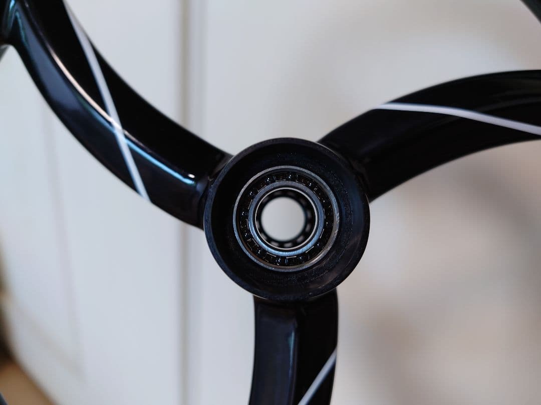 GYPSY カーボンホイール　フルセラミックベアリング　ランバイク