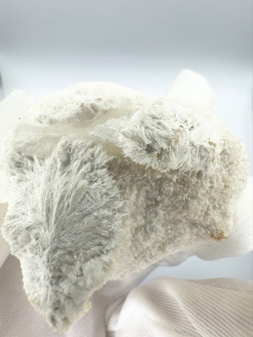 『雪見だいふく』モルデナイト　モルデン沸石　原石　鉱物標本　天然石