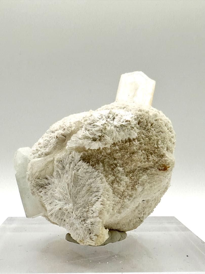 『雪見だいふく』モルデナイト　モルデン沸石　原石　鉱物標本　天然石