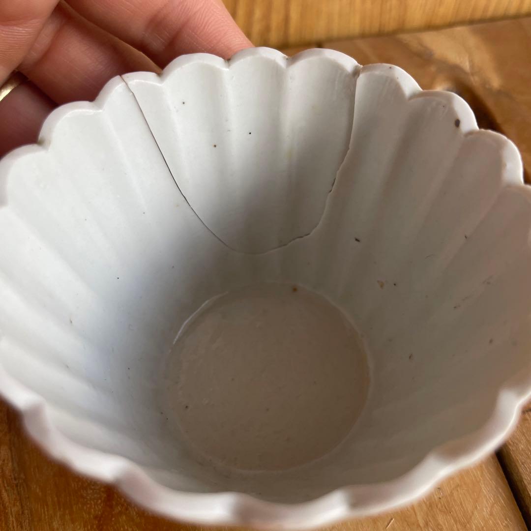 金継ぎ用　古伊万里白磁菊型猪口　江戸時代