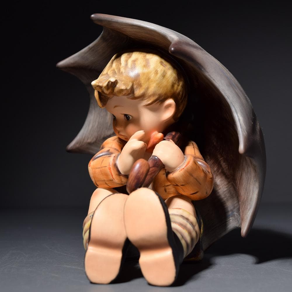 ドイツ Goebel ゲーベル 傘の少年 傘の少女 フンメル人形 フィギュリン