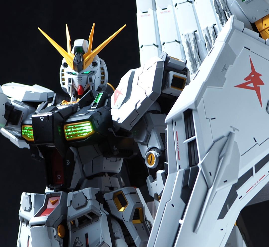 PG UNLEASHED 1/60 νガンダム　全塗装　完成品　uvカット　2