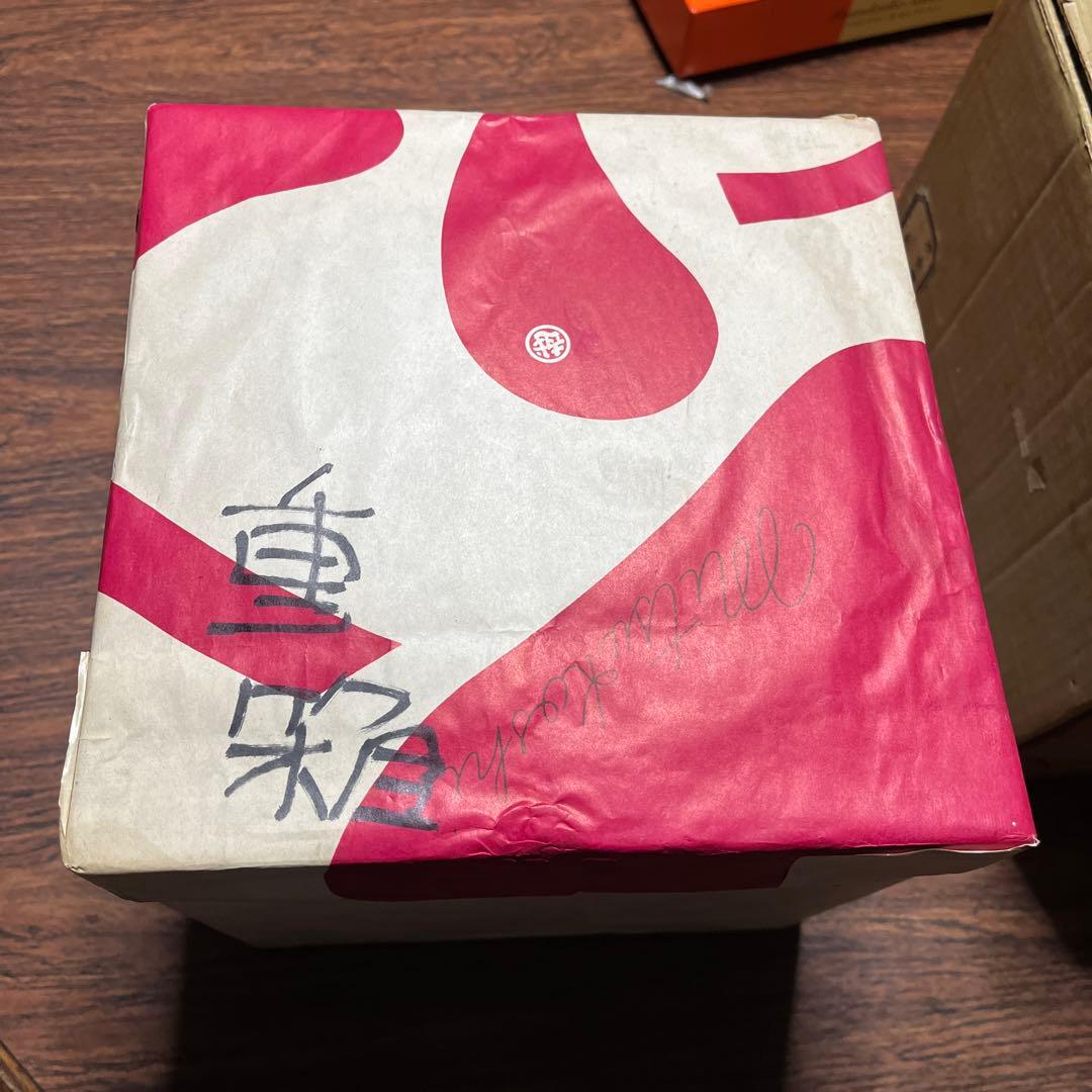 洗朱四ツ揃枠足　錆老松鶴 洗朱四ツ揃お屠蘇 鶴と松の絵柄　&重箱　鶴と松の絵柄