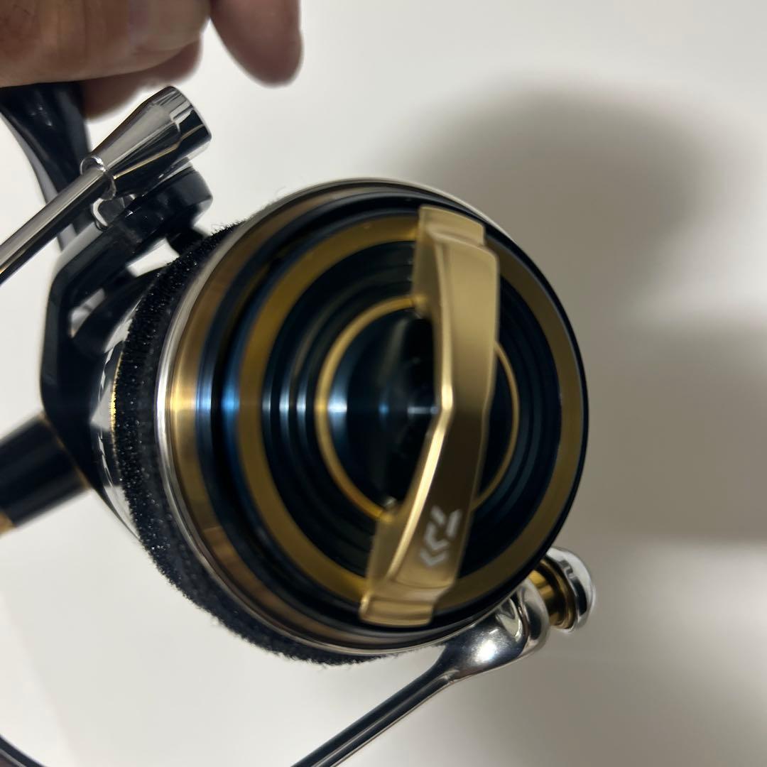 ❣️20SALTIGA 8000-Hスピニングリール 美品❗️PE5号付き