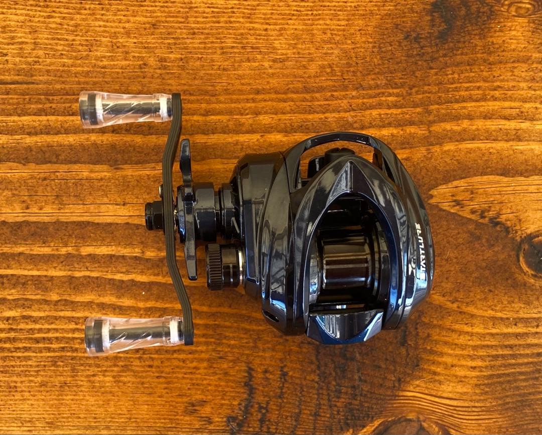 ベイトフィネス　ベイトリール　渓流釣り　バス釣り　30φ ヤマメ　イワナ　左巻き