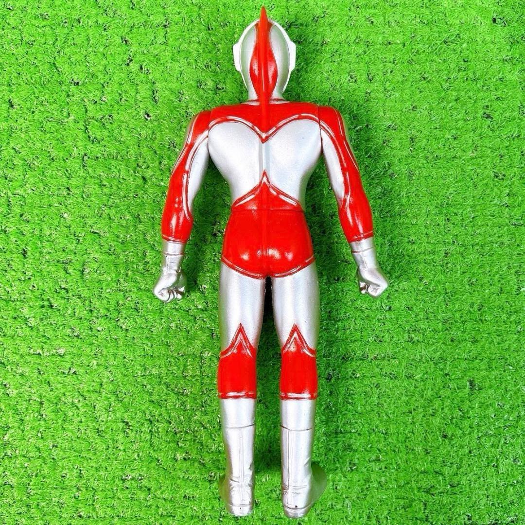 バンダイ ウルトラマンヒーローズ ウルトラ怪獣 帰ってきたウルトラマン ソフビ