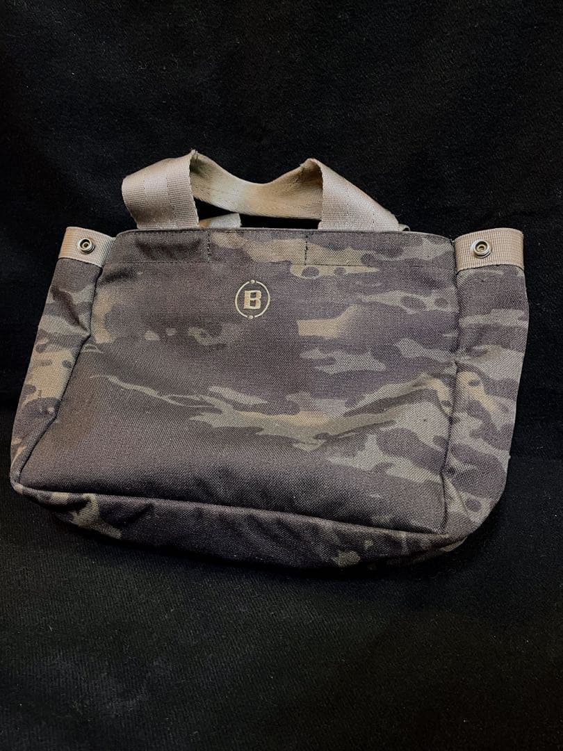 【美品】ブリーフィング★カートバッグ★マルチカモブラック★ゴルフバッグ★