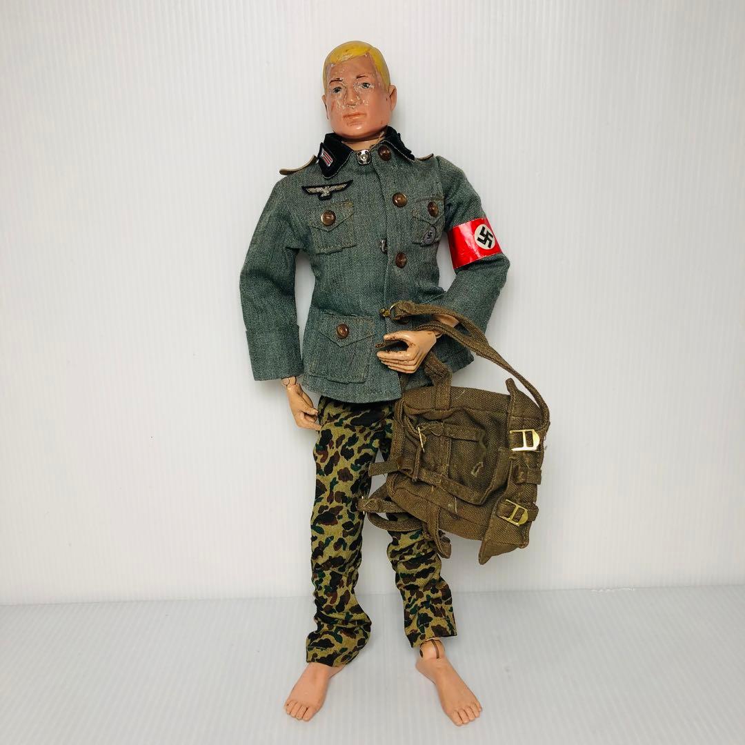 希少　ビンテージ1964年製GI JOE 2体セット 装飾品多数