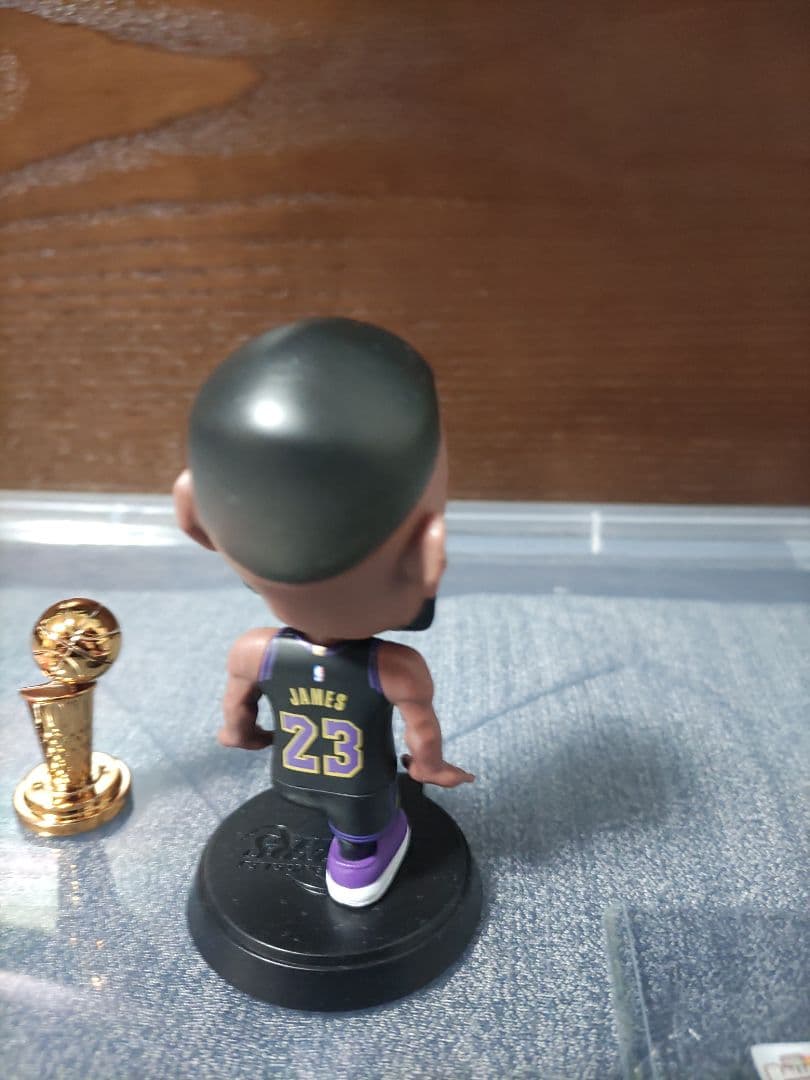 U*y様 NBA Ballersレブロン・ジェームズ　LeBron James