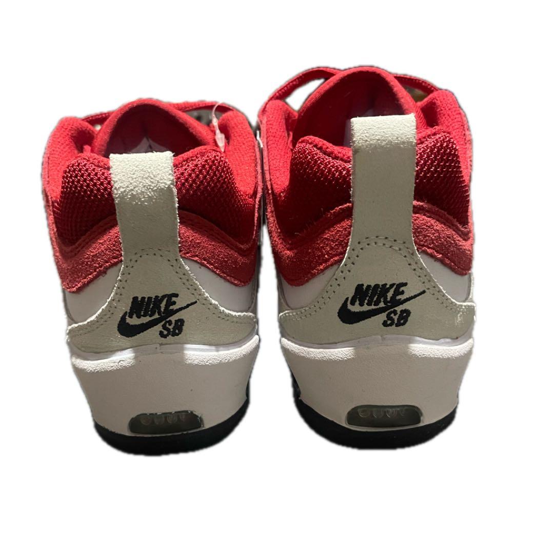 新品 NIKE SB エアマックス イショッド ホワイト レッド スニーカー