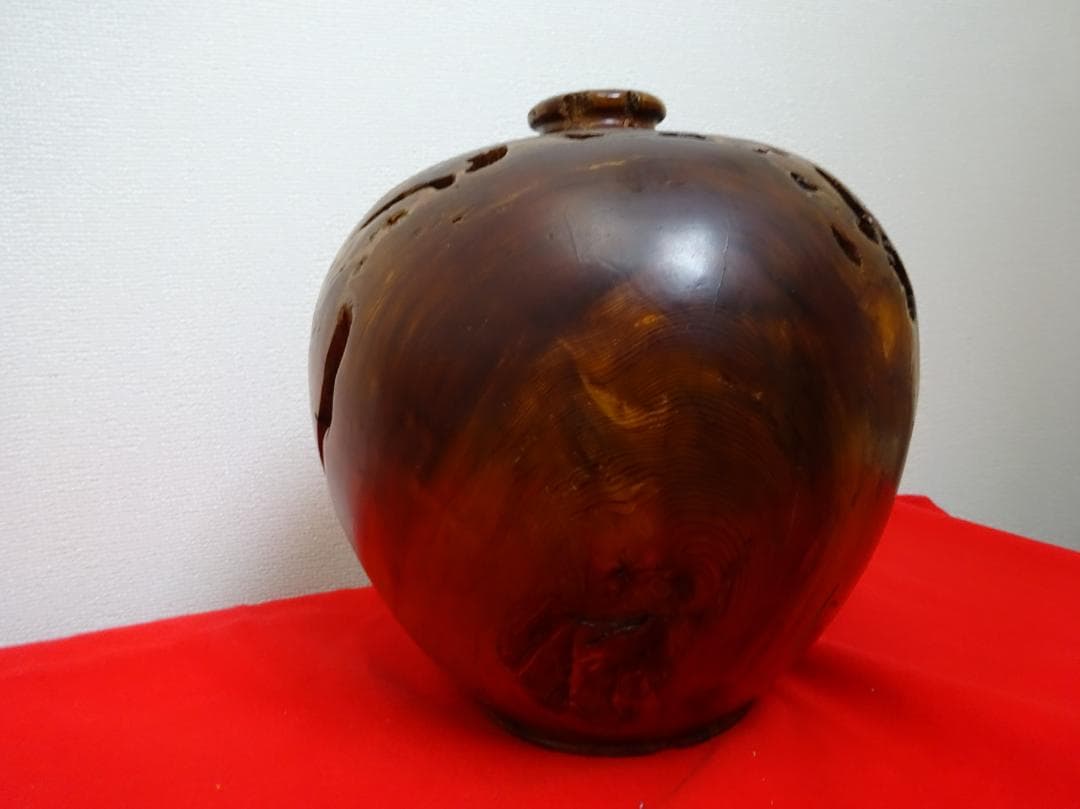 稀少　屋久杉　銘木　壺　花器　泡瘤　虎杢　泡杢　伝統工芸　美術品　骨董　世界遺産