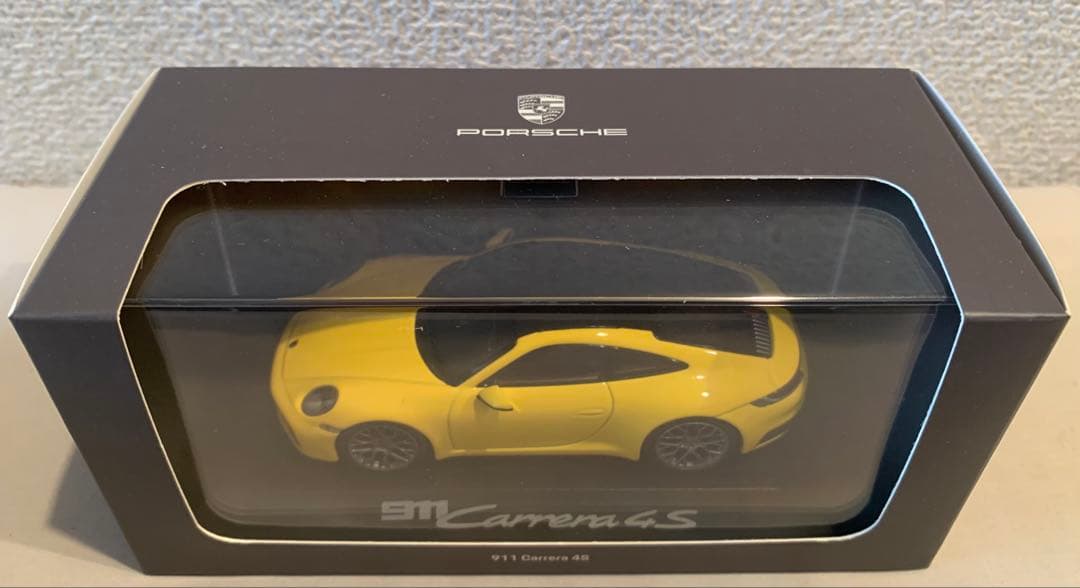 ポルシェ特注1/43 Porsche 911 (992)Carrera 4S