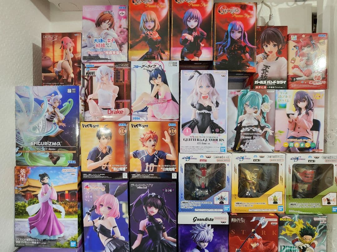 未開封フィギュア33個フリーレン アーリャマオマオ デク ガルクラ キルア