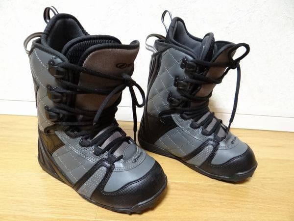 中古 ZUMA スノーボード ブーツ スノボー 24cm