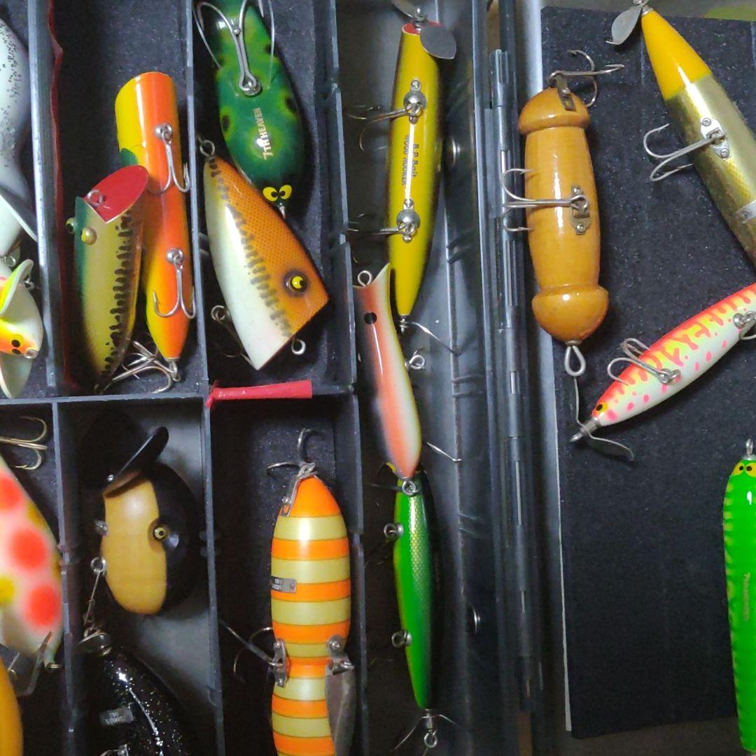 値下げ中！スポーツザウルス道楽ルアー19点セット+タックルボックス
