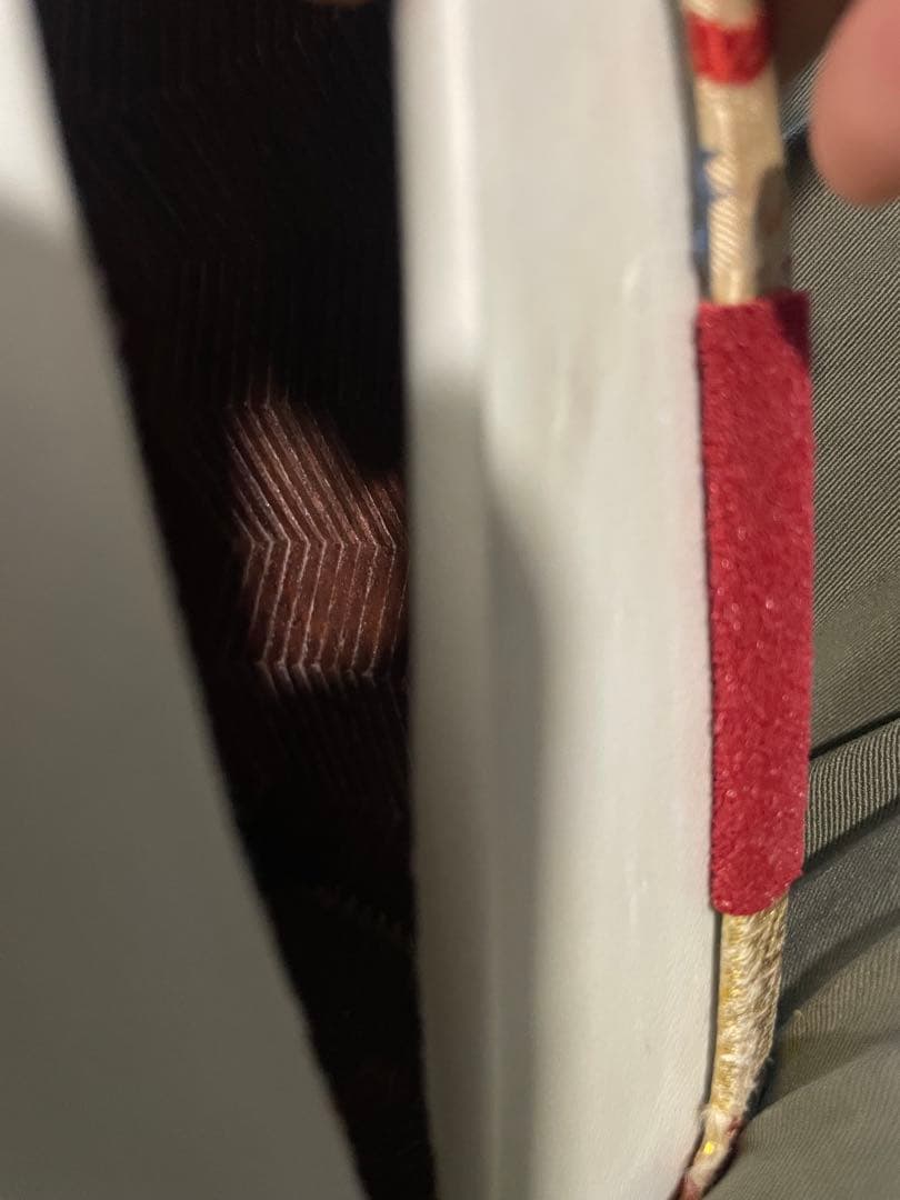 三味線 紅木 金細 一本溝 綾杉胴彫あり　糸巻天然素材　k9刻印あり