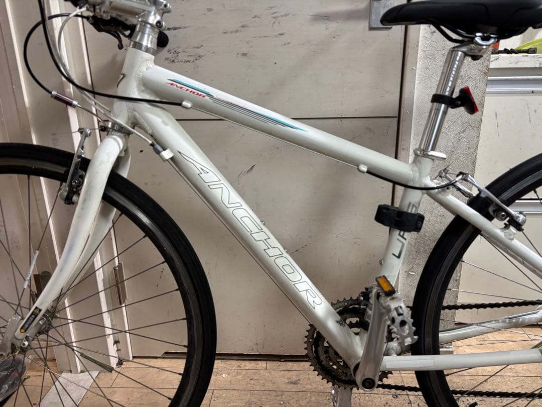 ANCHOR LFS アンカークロスバイク ホワイト 700C