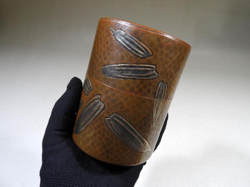 ●玉川堂 笹文 揃い 茶筒 + 茶托五客 鎚起銅 銅製 銅器 黄布 栞 共箱入り