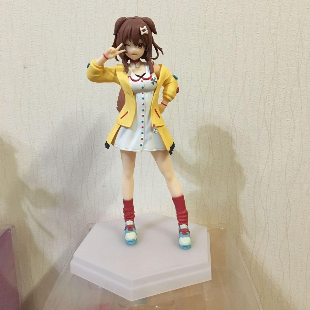 ホロライブ　フィギュア　猫又おかゆ　戌神ころね　　おまけ付き