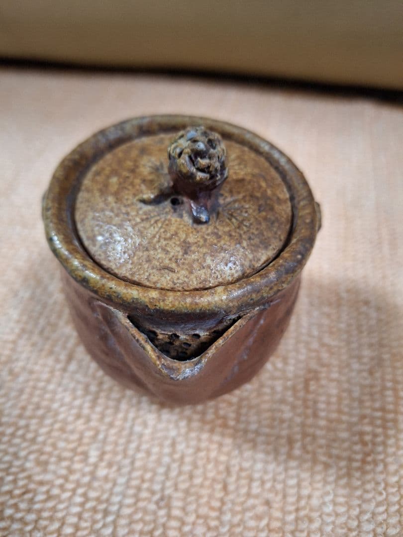 備前焼、松毬摘み、宝瓶