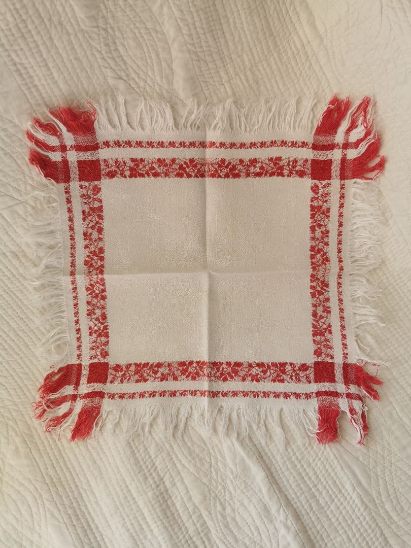 アンティーク フランス ダマスク織レッドリネンクロス 三つ葉のリーフモチーフ