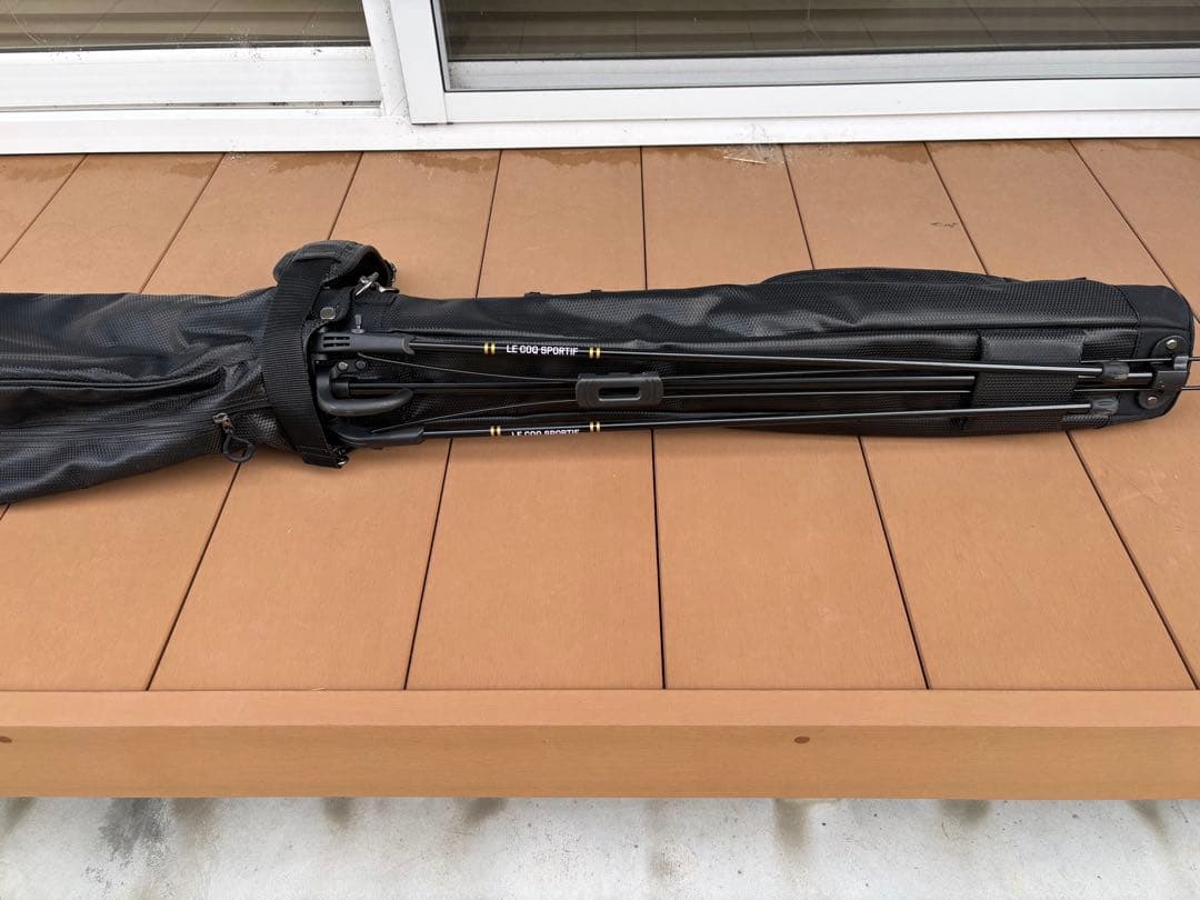 【美品】FR LSG 82 セルフスタンドゴルフバッグ 黒（ルコック）