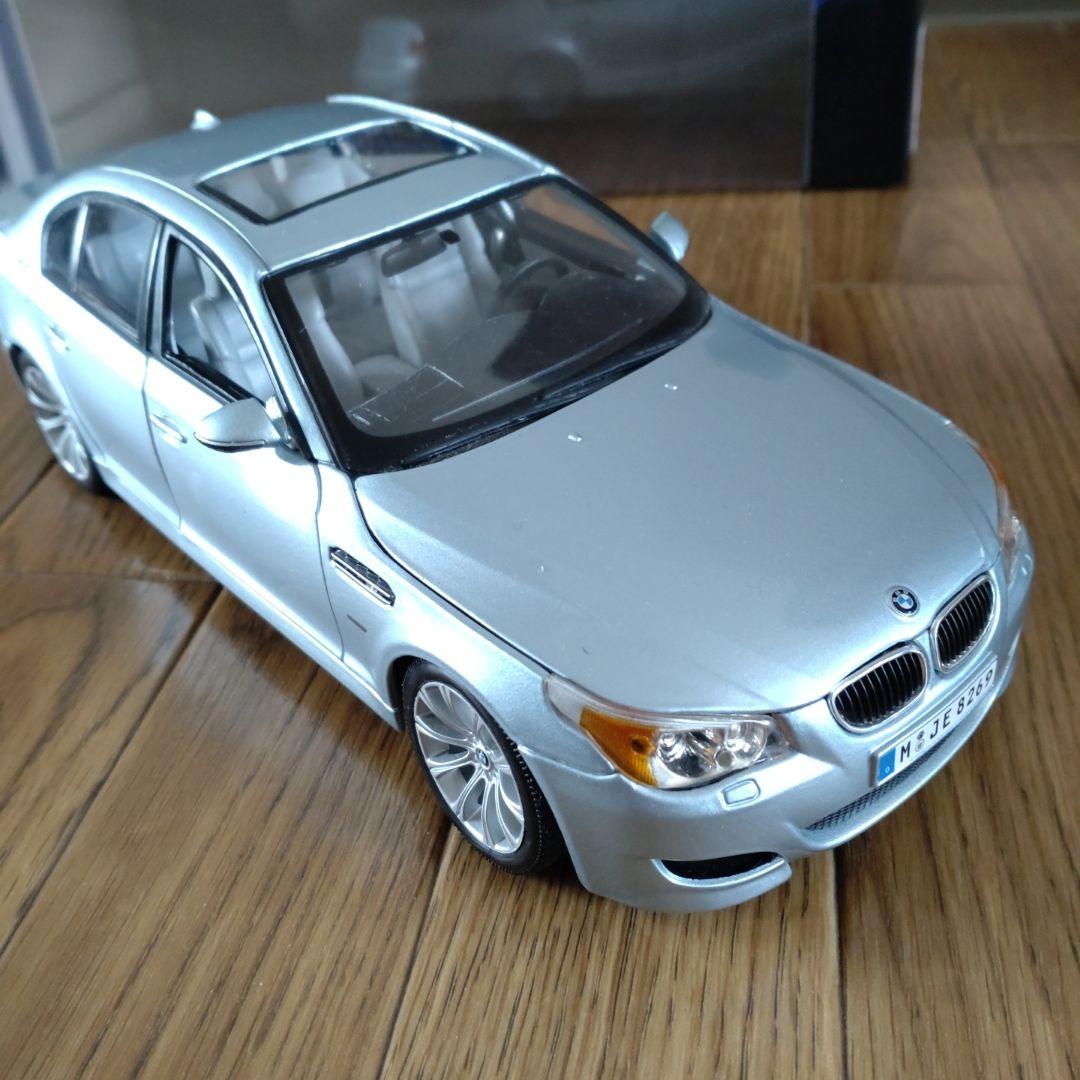 MaistoBMW E60型 M5 自動車模型