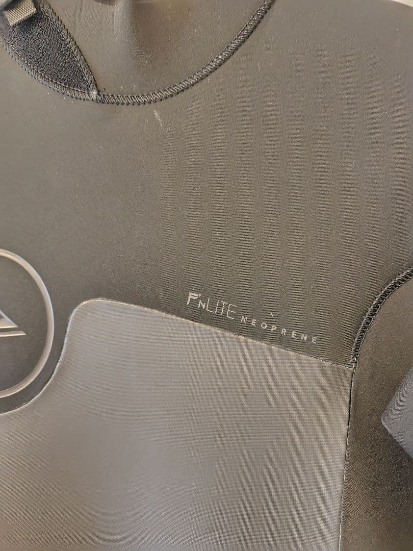 Quiksilver F-LITE フルスーツ ブラック/ブラックスキン　メンズ