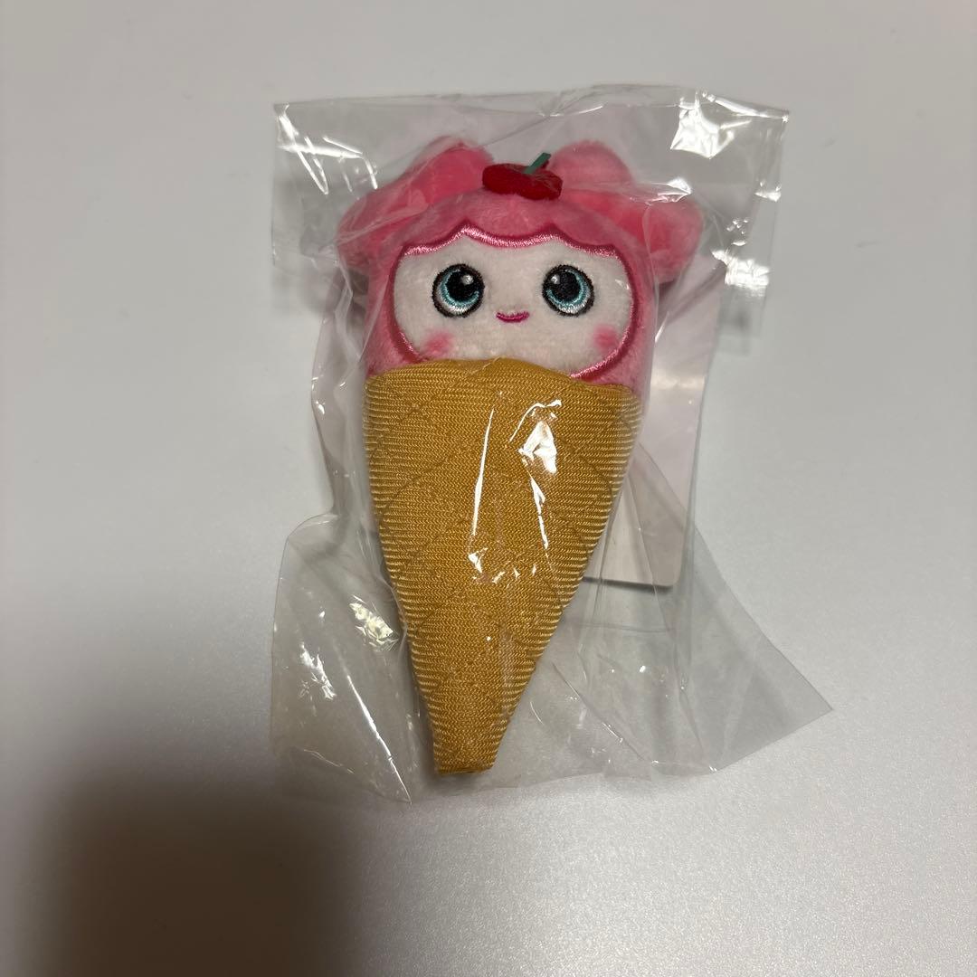 TWICE モモ モブリー BABY LOVELYS アイスぬいぐるみバッチ