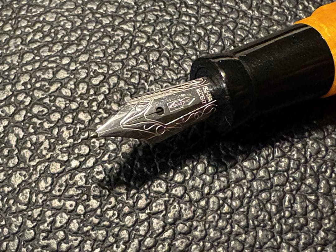 【美品】DELTA DOLCEVITA 万年筆