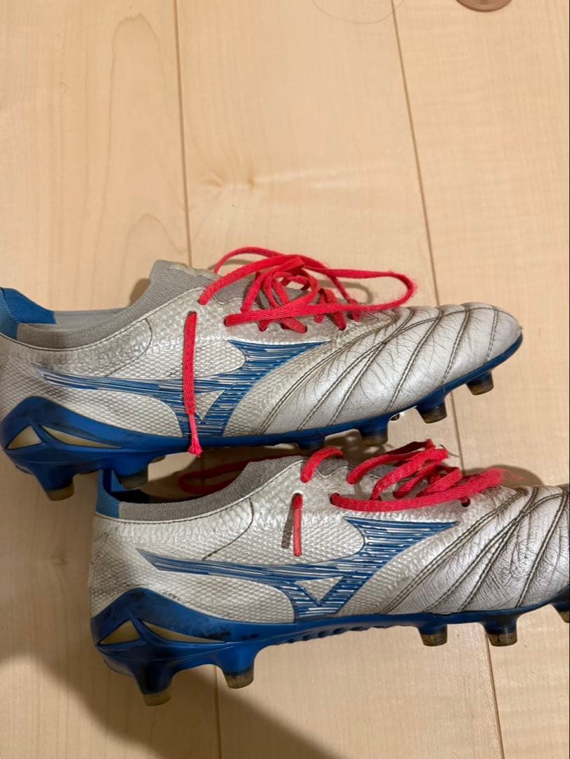 MIZUNOモレリアネオ4 β 人気カラー 最終値下げ