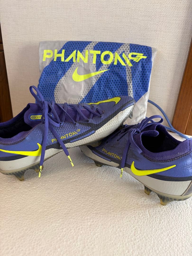 Nike Phantom GT サッカーシューズ