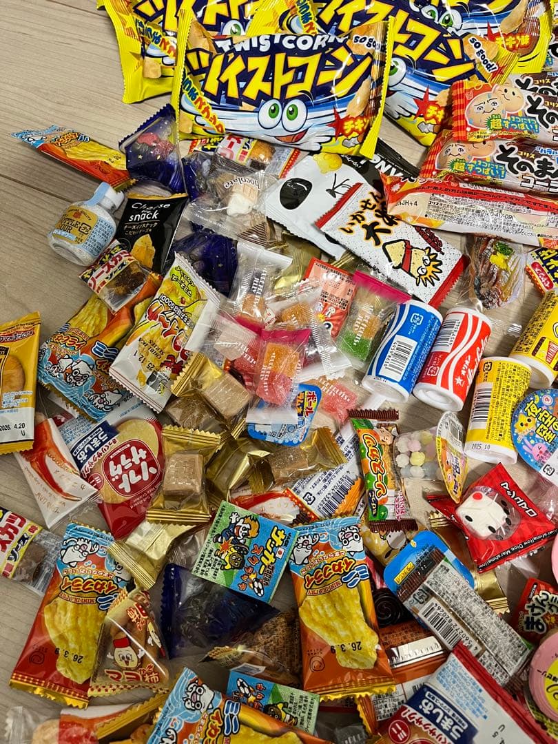 ❤️駄菓子お菓子 詰め合わせ 900個以上！！❤️大量❤️激安❤️1個あたり12円以下！