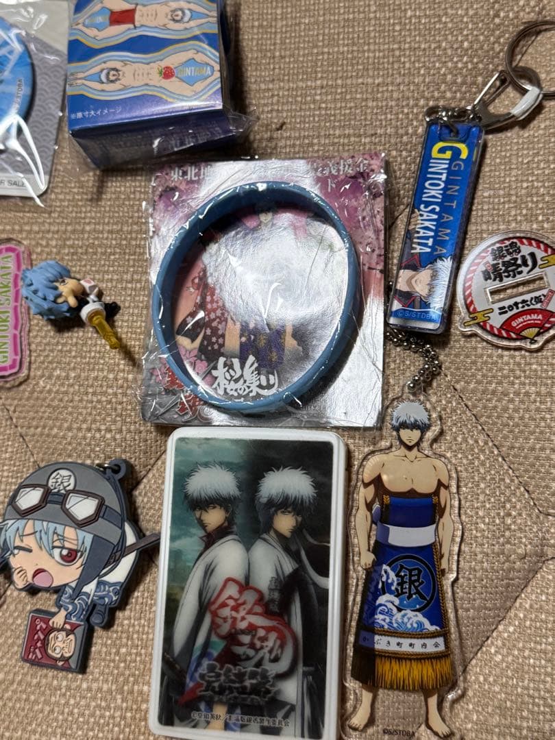 坂田銀時 アクリルキーホルダー　缶バッチ　セット