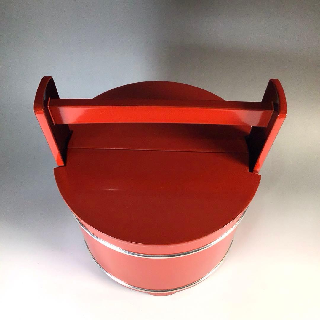 Ｍ７４８　水指　『塗師　岡本陽斎作』『朱塗』『手桶水指』　共箱　茶道具