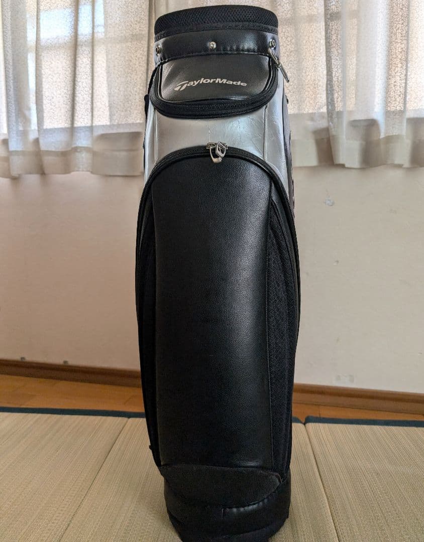 テイラーメイド TaylorMade　ゴルフバック　キャディーバッグ