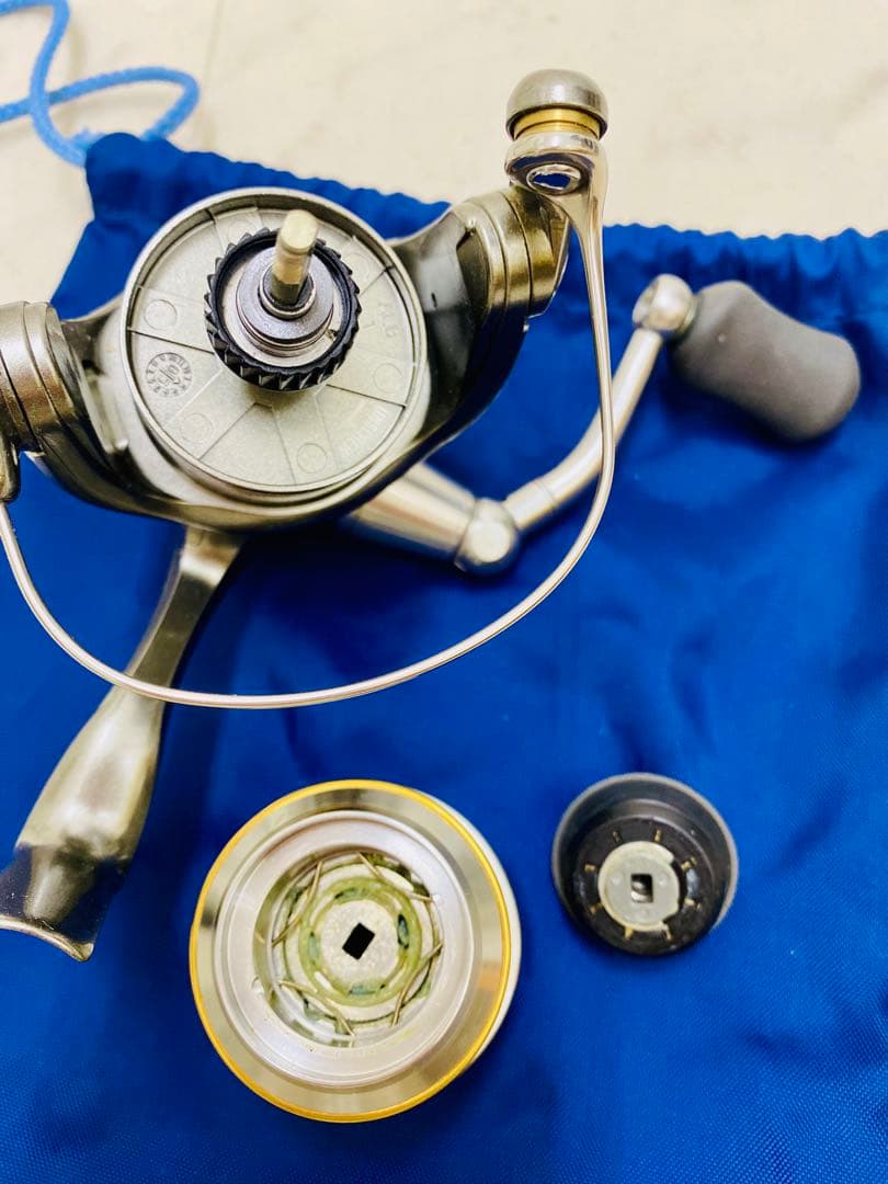 シマノ TWIN POWER 2000