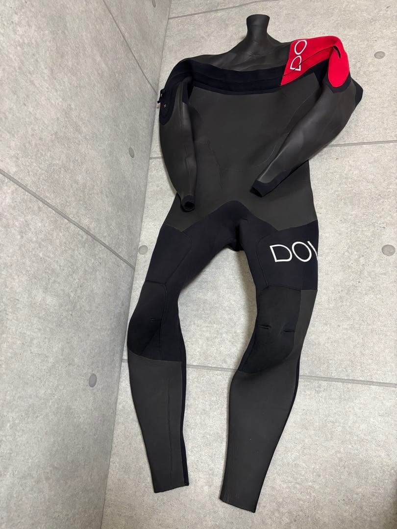 DOVE ダブ　フルスーツ　ウエットスーツ　カスタム