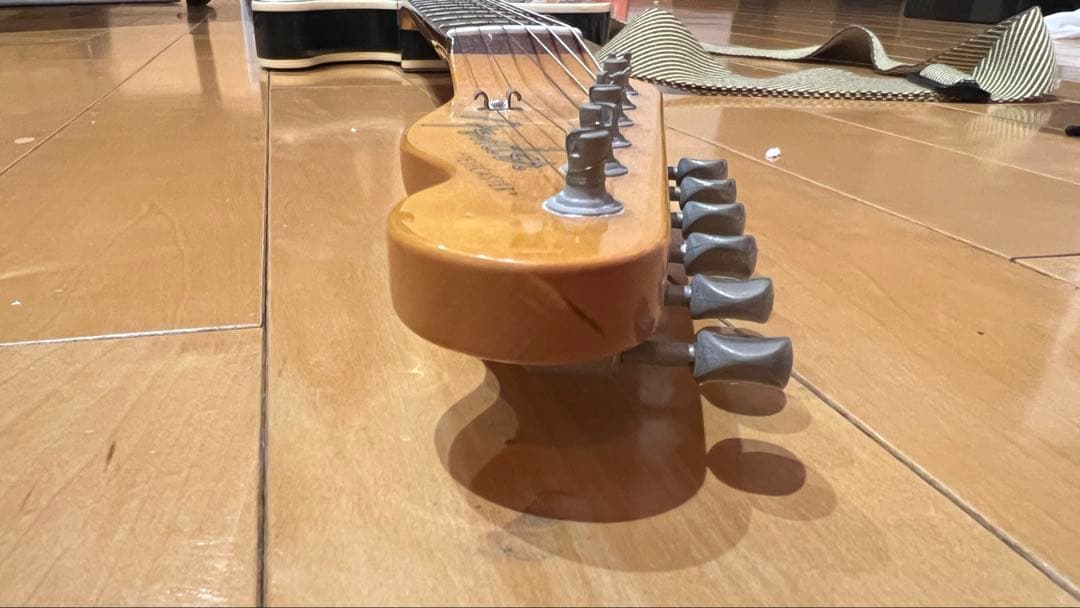 味*ん様 Fender Japan テレキャスター サンバースト Fマークビグス