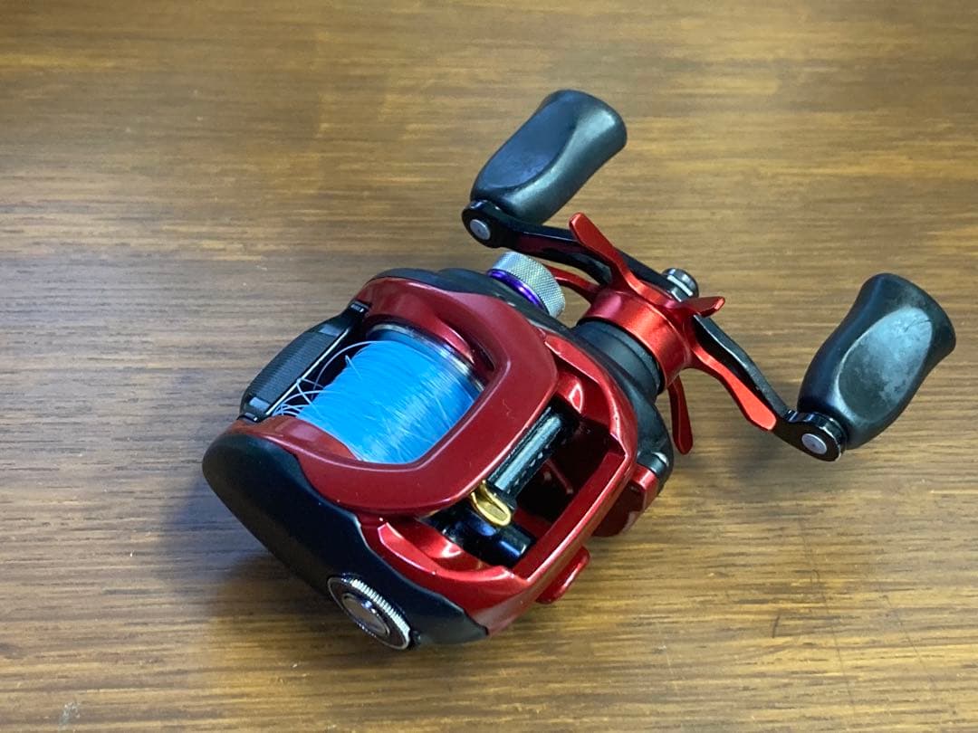 リール Daiwa TATULA 103 XHL-TW