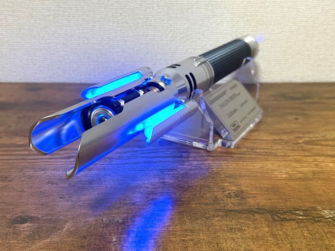 89SABERS カスタムライトセーバー　カル・ケスティス