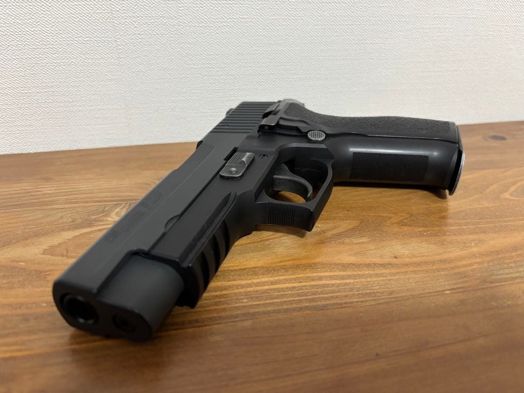 東京マルイ SIG SAUER P226 E2 ガスブロ